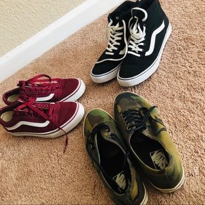 3 pairs of VANS! Excellent condition